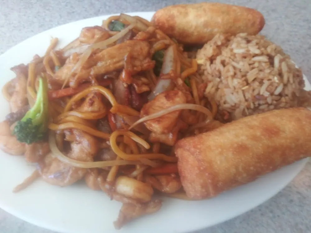 House Lo Mein